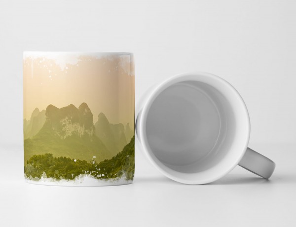 Paul Sinus Art Tasse Geschenk Landschaftsfotografie – Grüne Wiese vor bewachsenen Berg