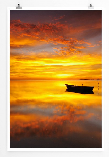 Paul Sinus Art Landschaftsfotografie 60x90cm Poster Einsames Boot beim goldenen Sonnenaufgang