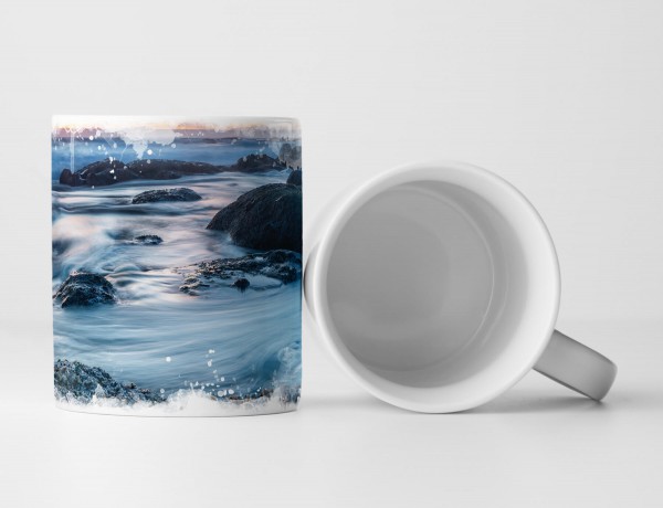 Paul Sinus Art Tasse Geschenk Naturfotografie – Ozeanwasser fließt um Steine am Strand