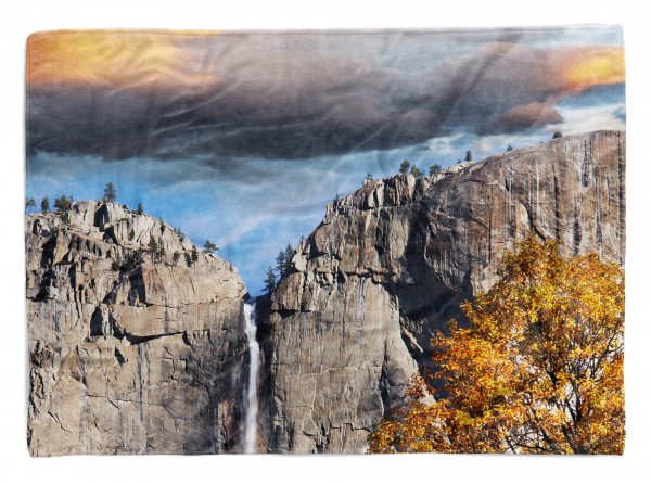 Paul Sinus Art Handtuch Strandhandtuch Saunatuch Kuscheldecke mit Fotomotiv Berge Klippen Wasserfall