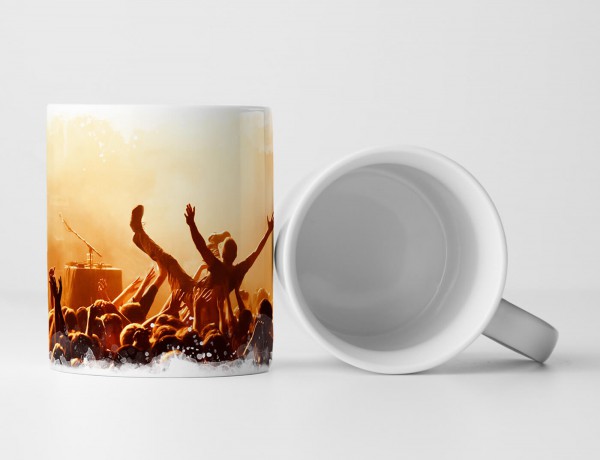 Paul Sinus Art Tasse Geschenk Bild – Stage Diving beim Konzert