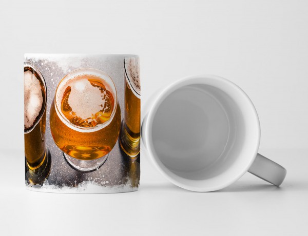 Paul Sinus Art Tasse Geschenk Food-Fotografie – Gefüllte Biergläser auf einem dunklen Tisch