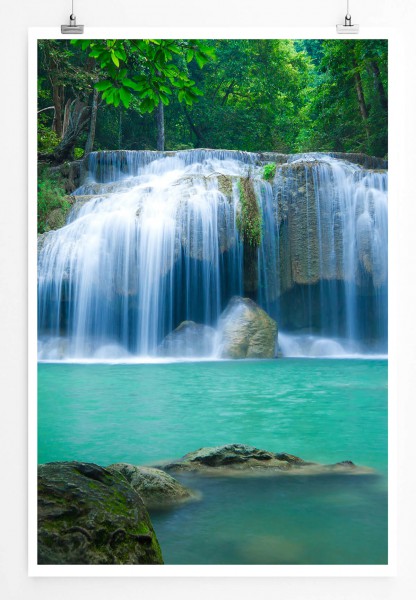 Paul Sinus Art 60x90cm Landschaftsfotografie Poster Großer Wasserfall Erawan Kanjanaburi Thailand