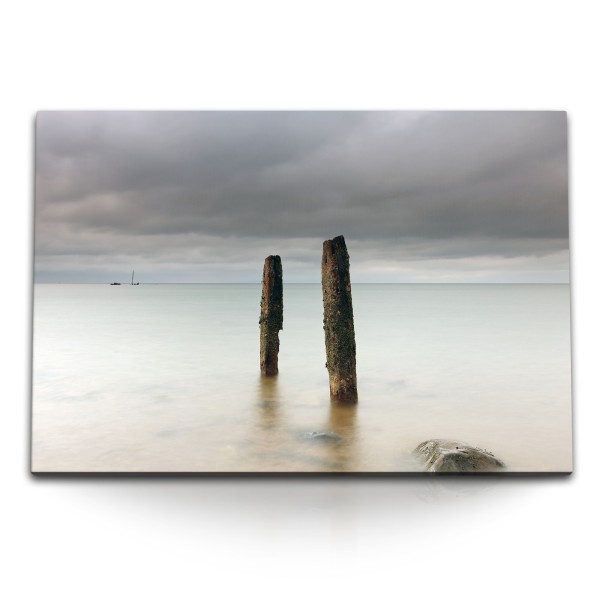 Paul Sinus Art 120x80cm Wandbild auf Leinwand Horizont Meer grauer Himmel Holzstämme Strand