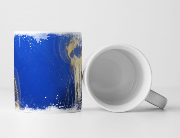 Paul Sinus Art Tasse Geschenk Tierfotografie – Schwimmende Quallen auf blauem Hintergrund