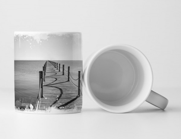 Paul Sinus Art Tasse Geschenk Landschaftsfotografie – Einsamer Pier auf stiller See