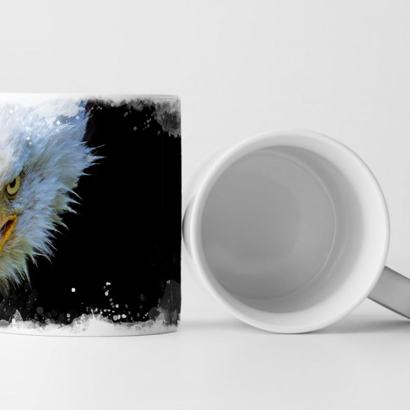 Tasse Geschenk Tierfotografie  – Adler vor schwarzem Hintergrund