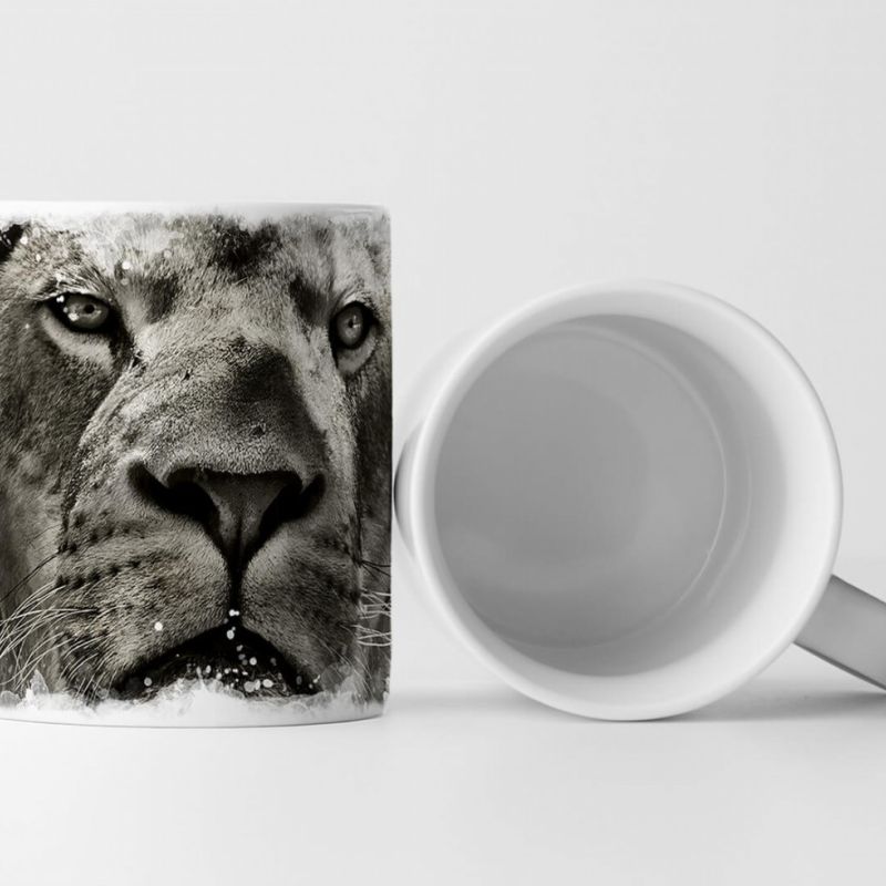 Tasse Geschenk Tierfotografie – Löwenporträt schwarz weiß