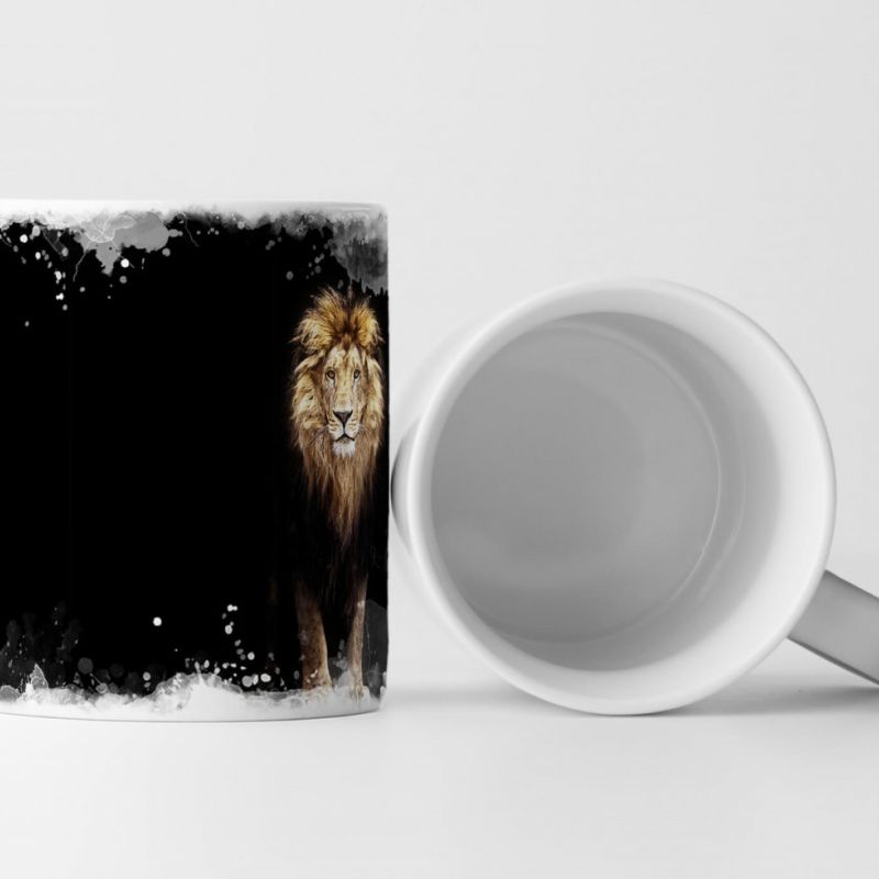 Tasse Geschenk Tierfotografie – Löwe im dunkeln