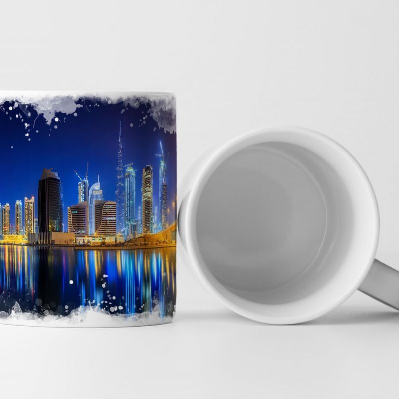 Tasse Geschenk Panorama von Dubai – Fotografie bei Nacht