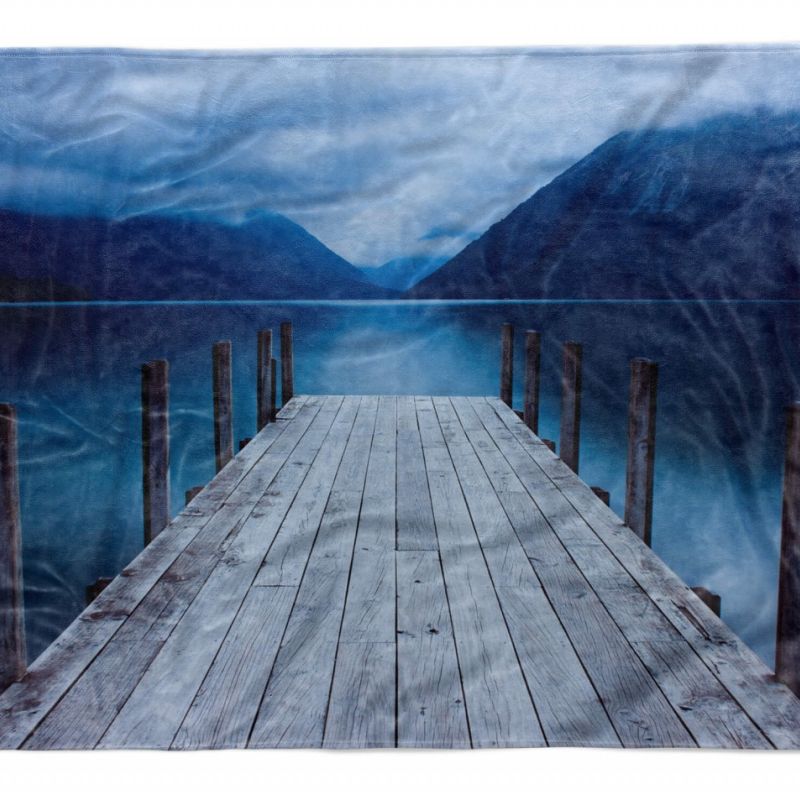 Handtuch Strandhandtuch Saunatuch Kuscheldecke mit Fotomotiv Bergsee Steg Natur