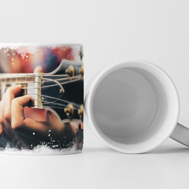 Tasse Geschenk Fotografie – Männerhände spielen Gitarre