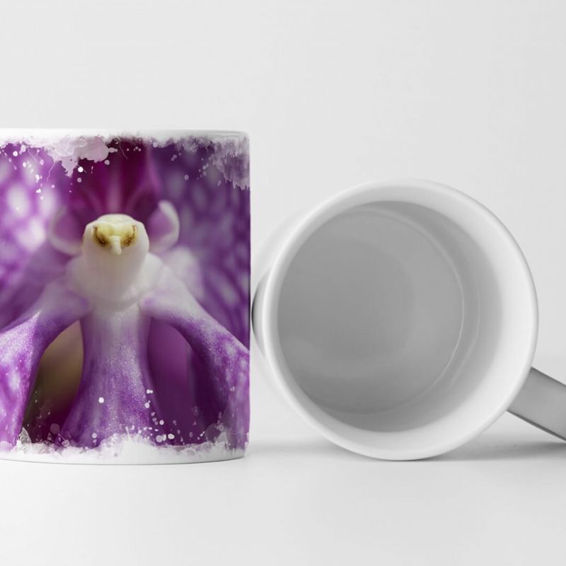 Tasse Geschenk Naturfotografie – Lila Orchidee in Vogelform