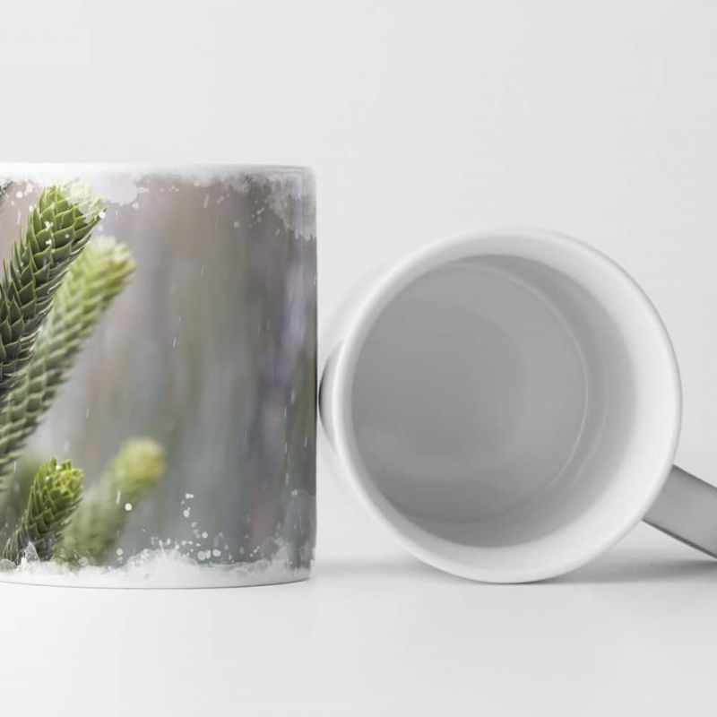 Tasse Geschenk Pinienast und Schneefall