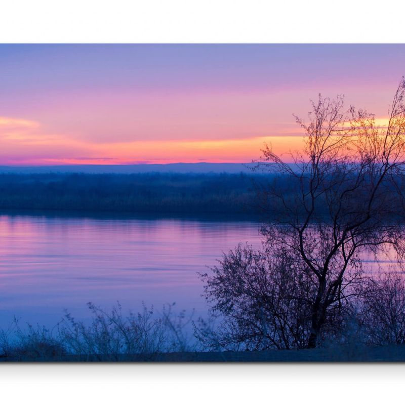 Dämmerung am Fluss – Leinwandbild