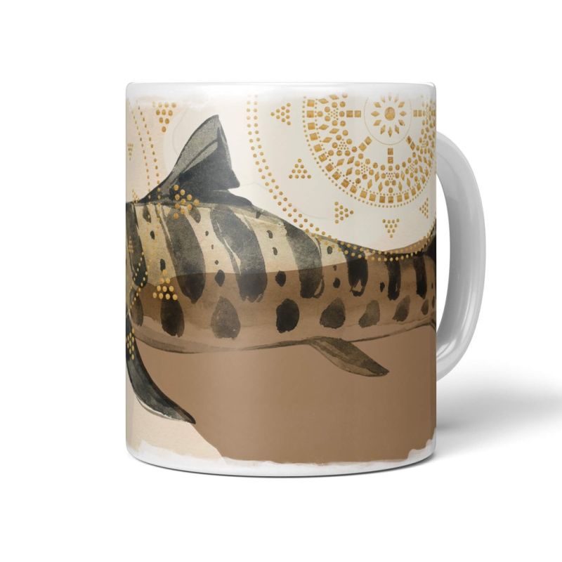 Dekorative Tasse mit schönem Motiv schönem Design Tigerhai goldene Muster Braun