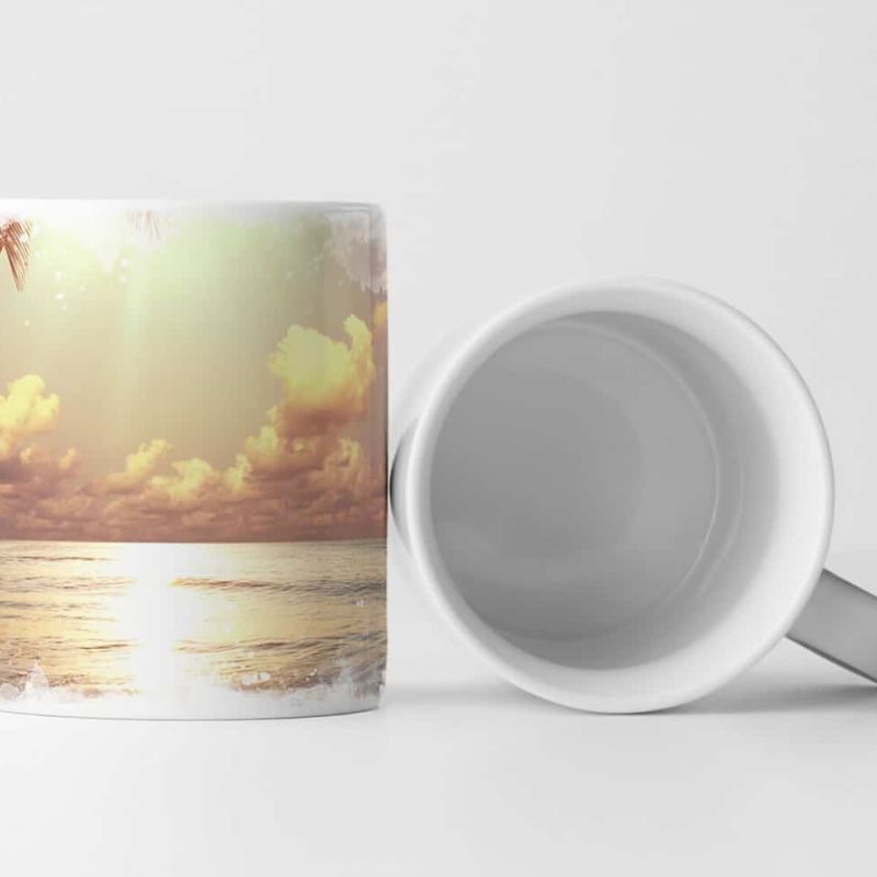 Tasse Geschenk Landschaftsfotografie – Tropischer Strand mit Sonne und Palmen