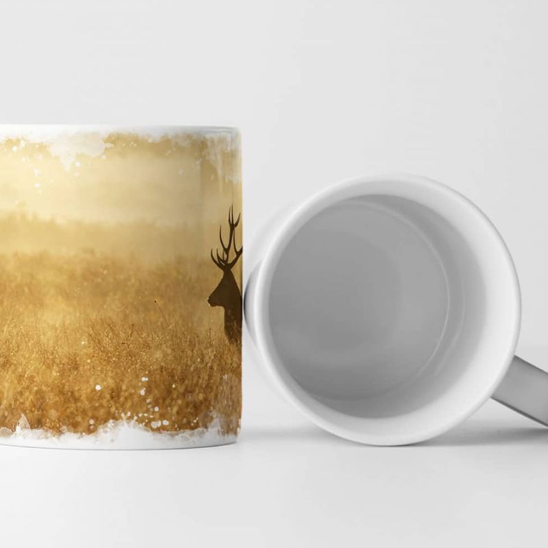 Tasse Geschenk Landschaftsfotografie – Ährenfeld mit Rentier bei Nebel