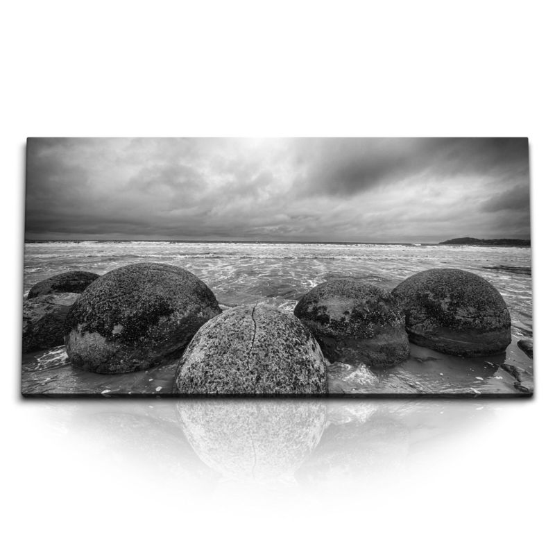 Kunstdruck Bilder 120x60cm Schwarz Weiß Neuseeland runde Felsen Meer Horizont