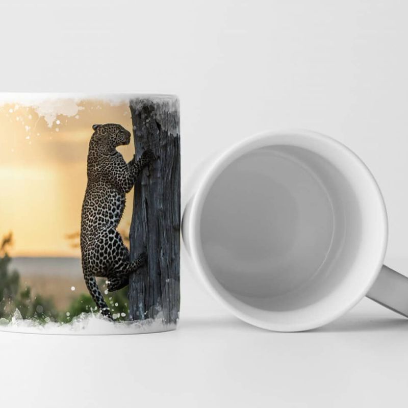 Tasse Geschenk Tierfotografie – Leopard auf dem Baum im Sonnenuntergang