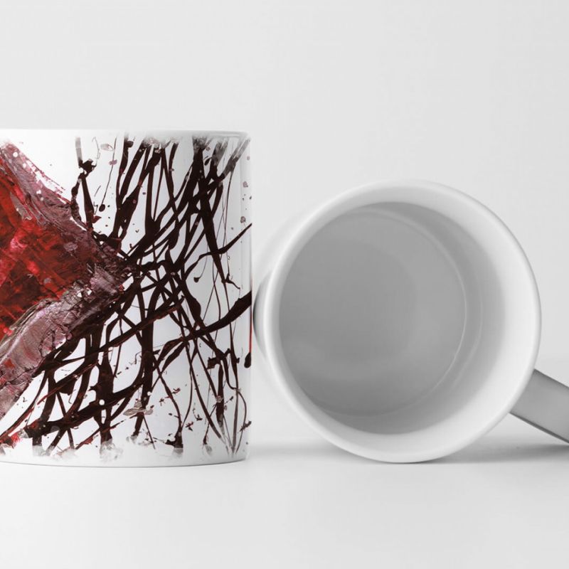 Tasse Geschenk weißer Hintergrund; dunkelrote-schwarze Abstraktionen