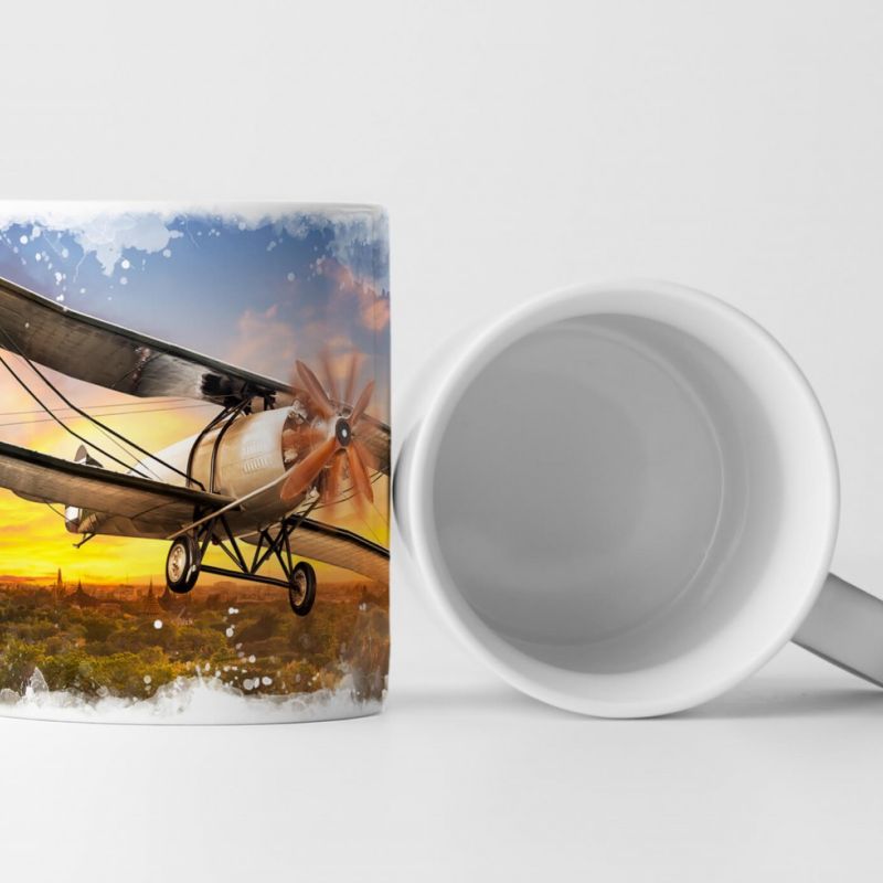 Tasse Geschenk Bild – antikes Flugzeug bei Sonnenuntergang