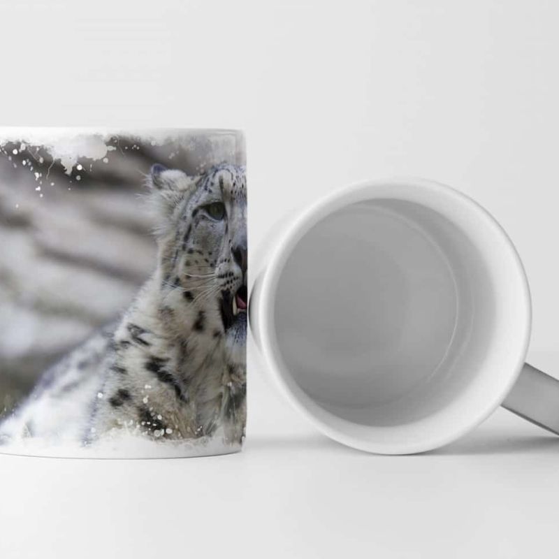 Tasse Geschenk Tierfotografie – Junger Leopard auf Felsen