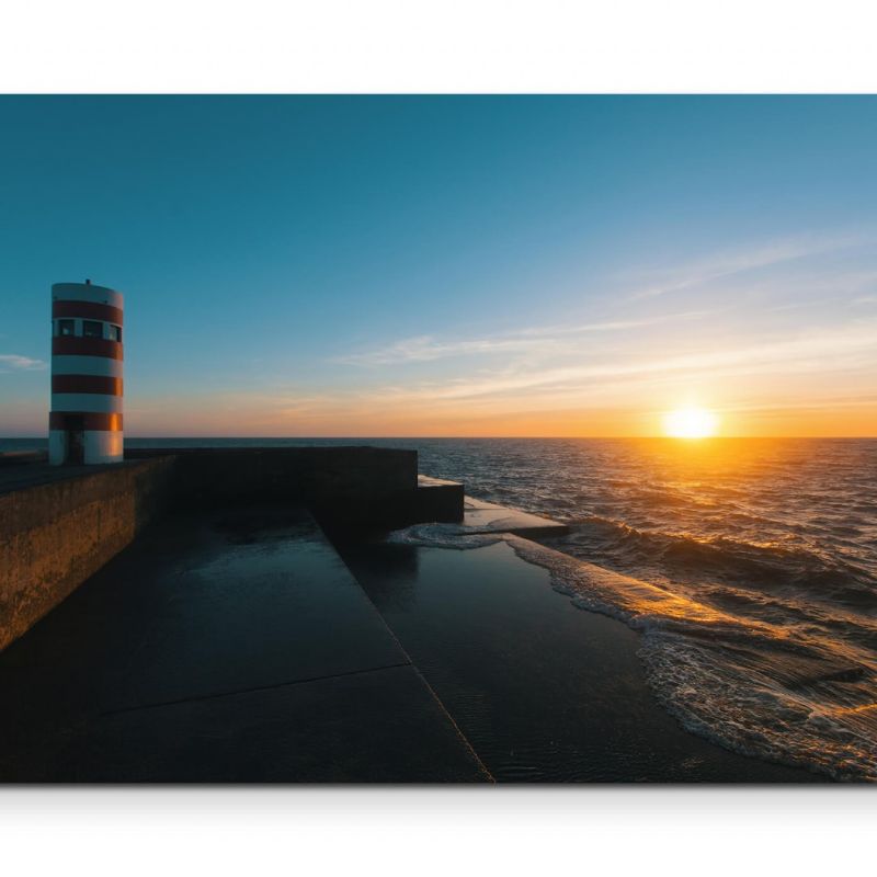 Pier mit Leuchtturm  – Leinwandbild