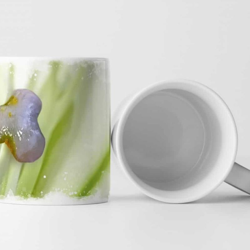 Tasse Geschenk Naturfotografie – Lila Blüte mit grünen Streifen