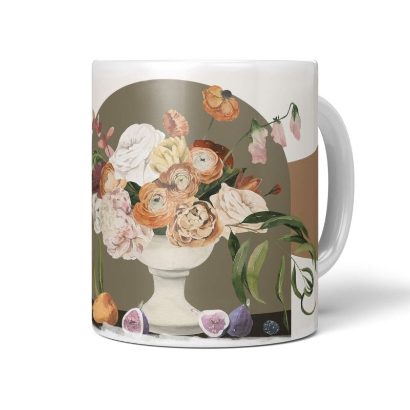 Dekorative Tasse mit schönem Motiv Blumenstrauß Blumen Vase Vintage Brauntöne