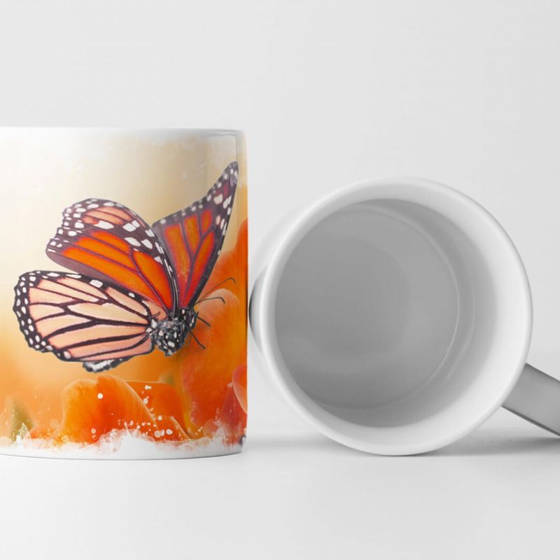 Tasse Geschenk Naturfotografie – Rote Schmetterlinge und Blumen