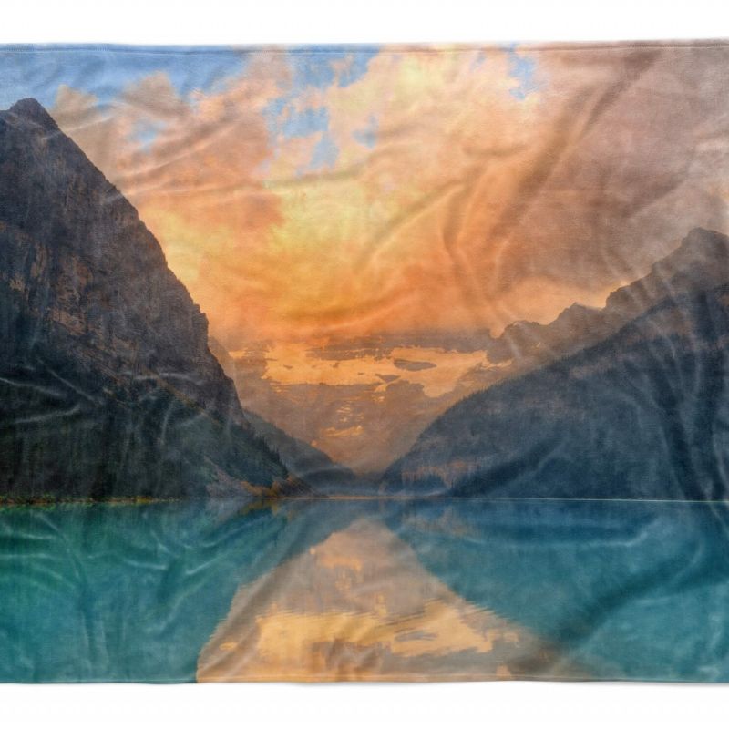 Handtuch Strandhandtuch Saunatuch Kuscheldecke mit Fotomotiv Bergsee Alpen Berge Wolken