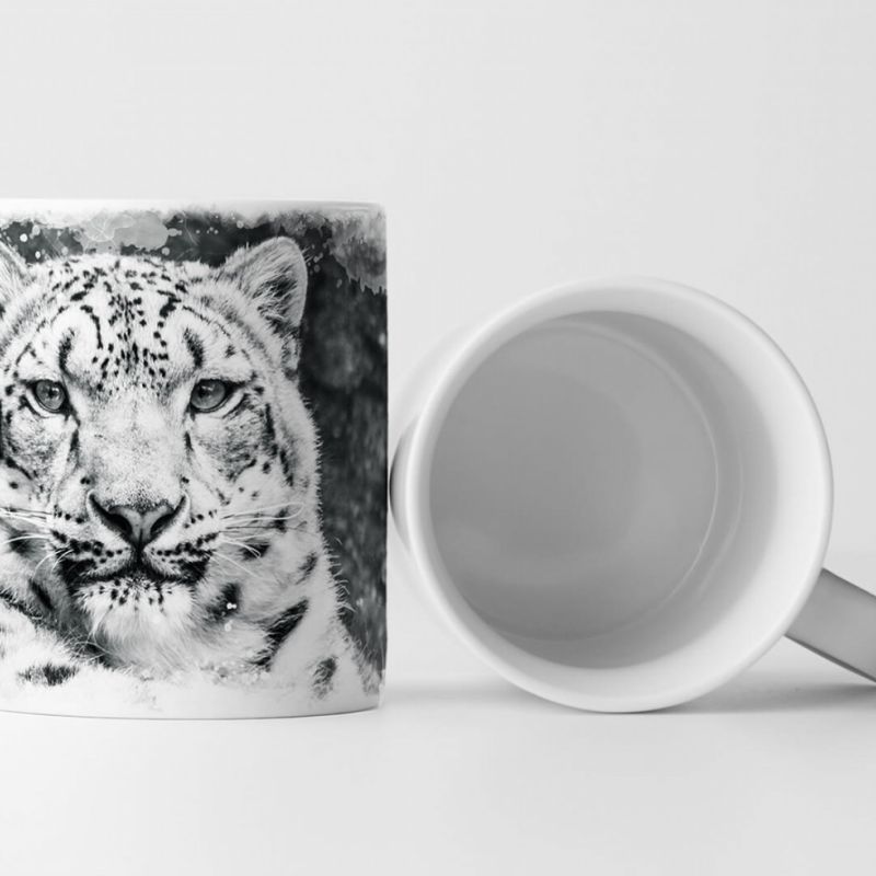 Tasse Geschenk Tierfotografie – Porträt eines Schneeleoparden schwarz weiß