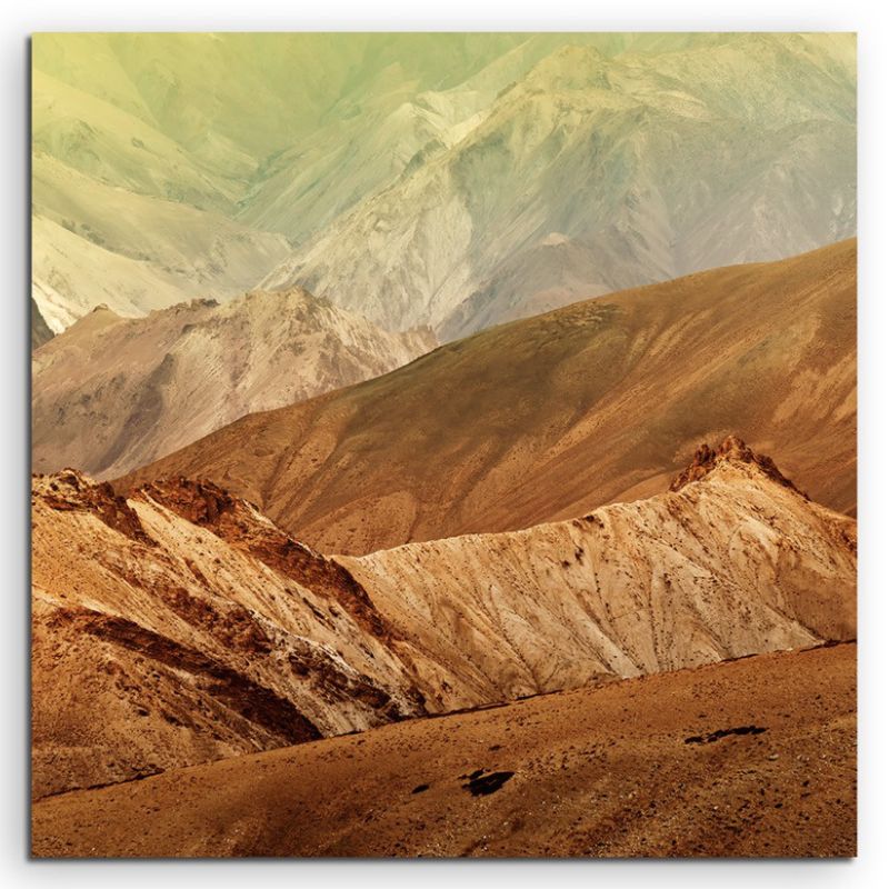 Landschaftsfotografie – Berglandschaft in Ocker, Indien auf Leinwand