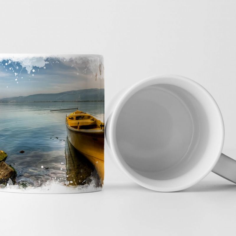 Tasse Geschenk Künstlerische Fotografie – Einsames Boot am Strand