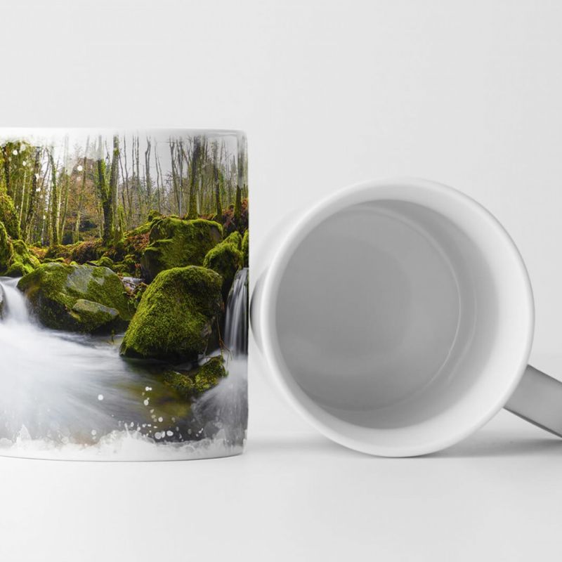 Tasse Geschenk Landschaftsfotografie – Kleiner Strom in der herbstlichen Toskana