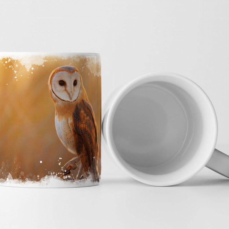 Tasse Geschenk Tierfotografie – Anmutige Schleiereule auf Baumstumpf