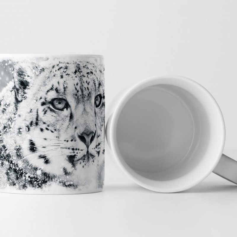 Tasse Geschenk Tierfotografie – Anmutiger Schneeleopard schwarz weiß