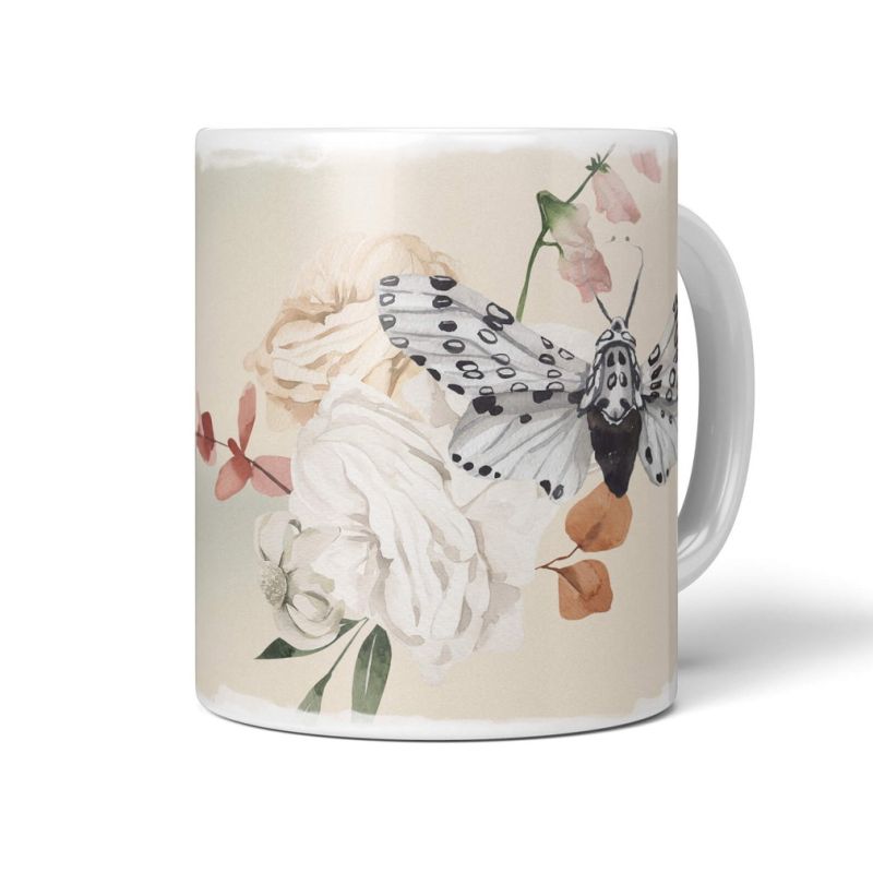 Dekorative Tasse mit schönem Motiv Motte Blumen Pastelltöne Beige Kunstvoll