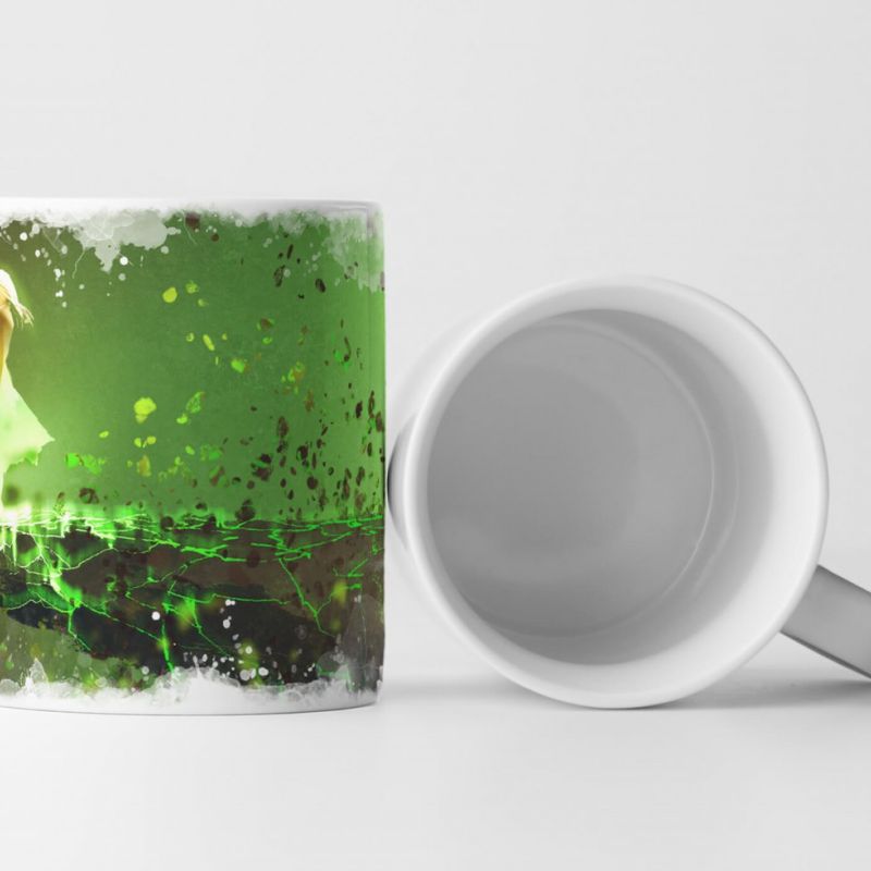 Tasse Geschenk Illustration einer Frau an einer Klippe im grünen Licht