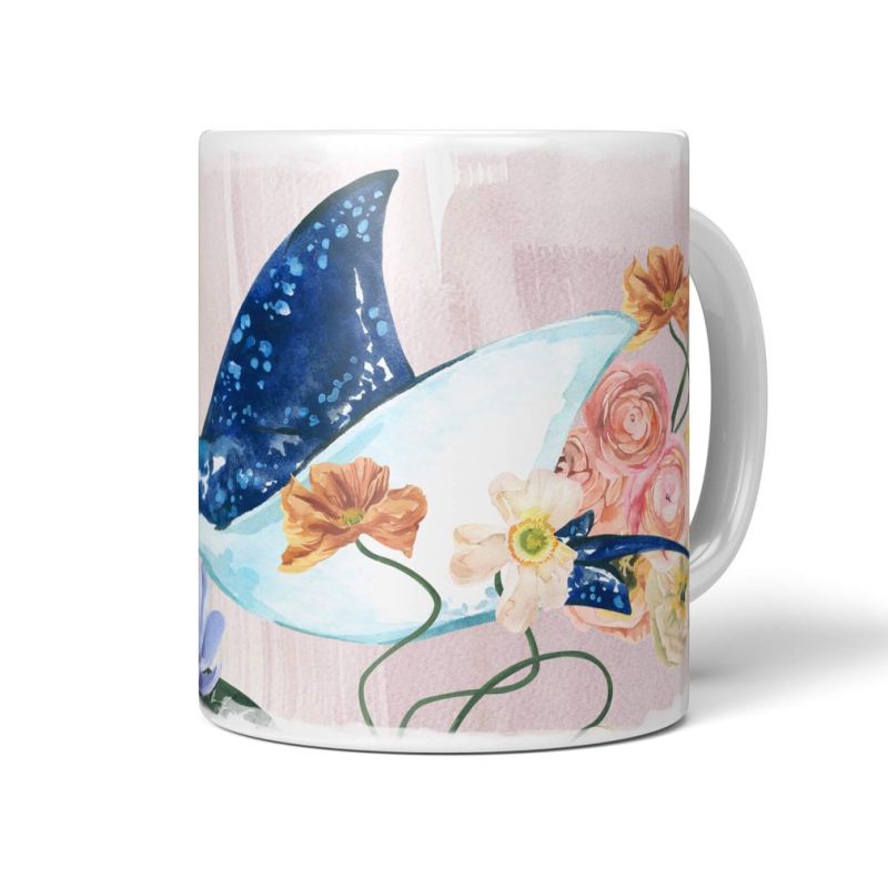 Dekorative Tasse mit schönem Motiv Manta Rochen Riesenrochen Aquarell Blumen Farbenfroh Wasserfarben