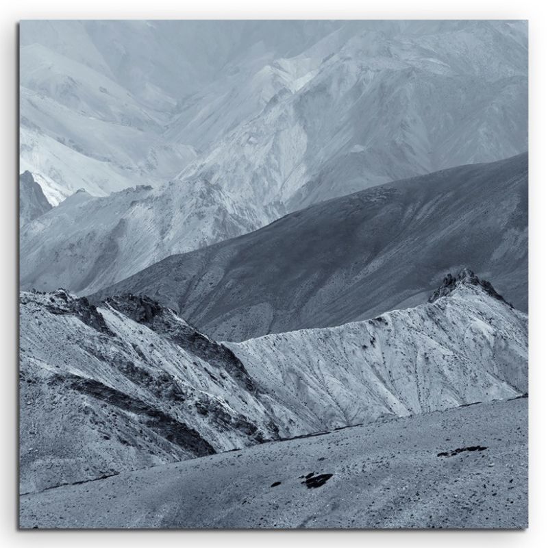 Landschaftsfotografie – Graues Himalaya Gebirge, Indien auf Leinwand