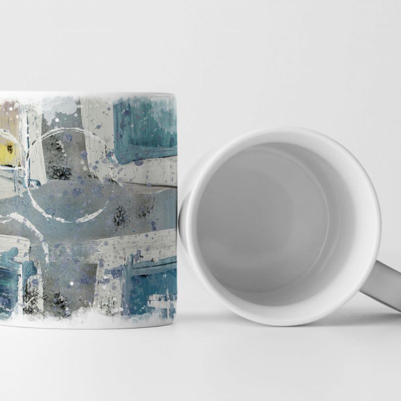 Tasse Geschenk graues Kreuz, weiße Umrandung, kadettenblaue-gelben Felder