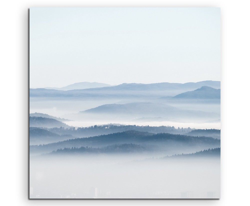 Landschaftsfotografie – Waldkette im Nebel auf Leinwand