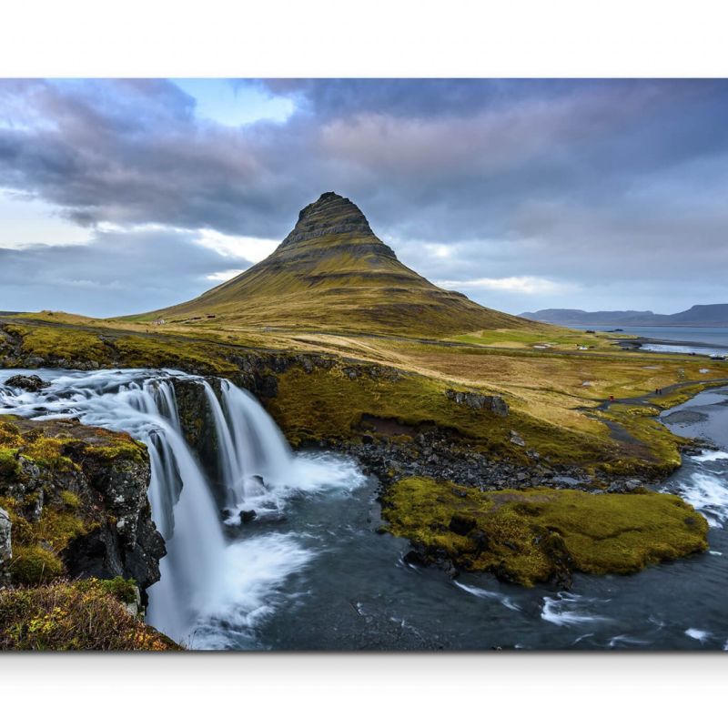 Island  kleiner Wasserfall – Leinwandbild