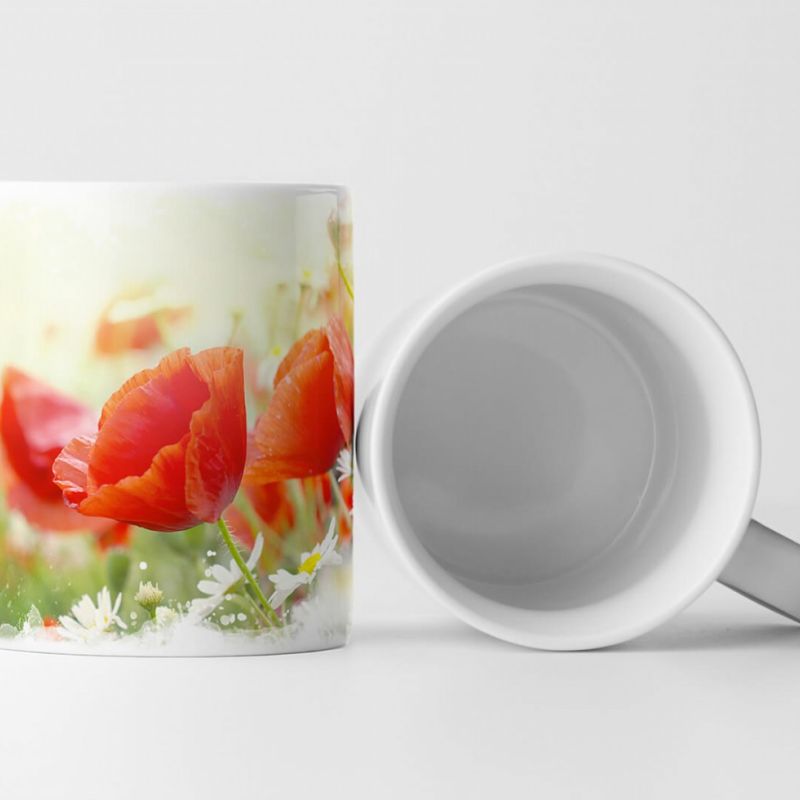 Tasse Geschenk Naturfotografie – Mohnblumen mit sonnigem Himmel